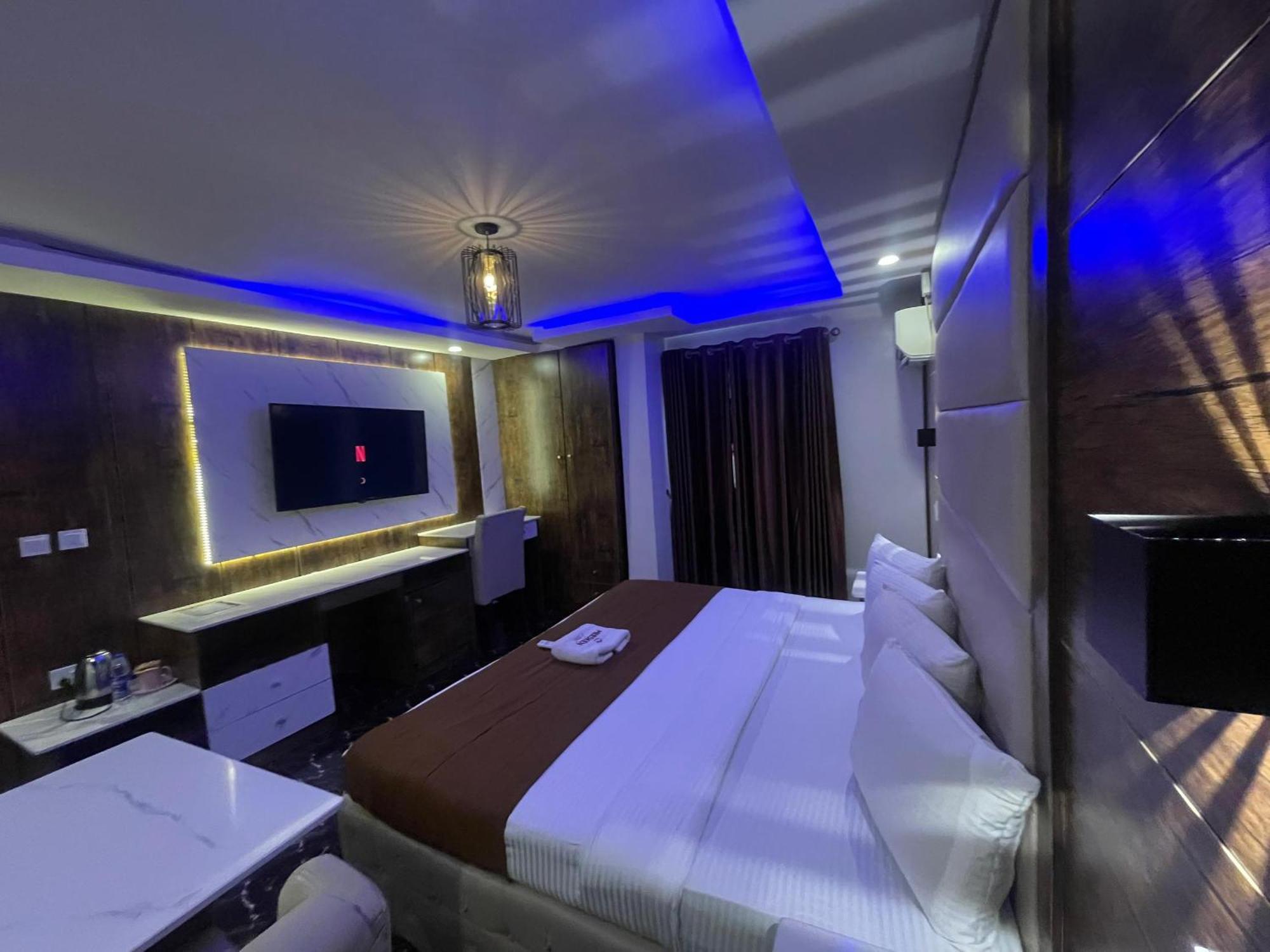 Presken Hotel Ikeja Luaran gambar