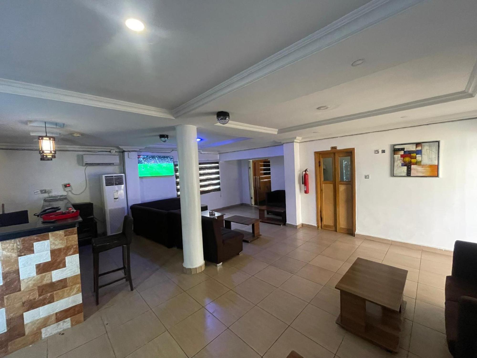 Presken Hotel Ikeja Luaran gambar